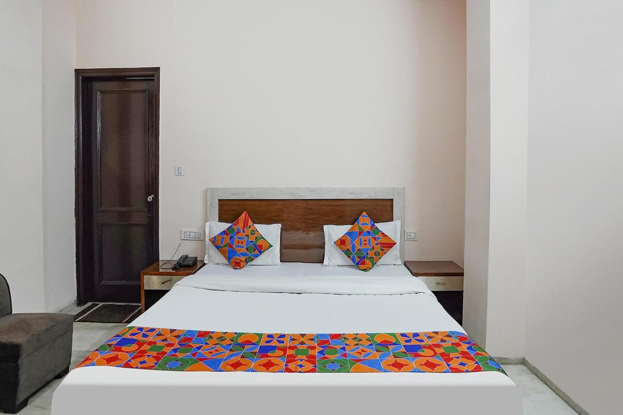 Fabhotel De Gold New Delhi Ngoại thất bức ảnh