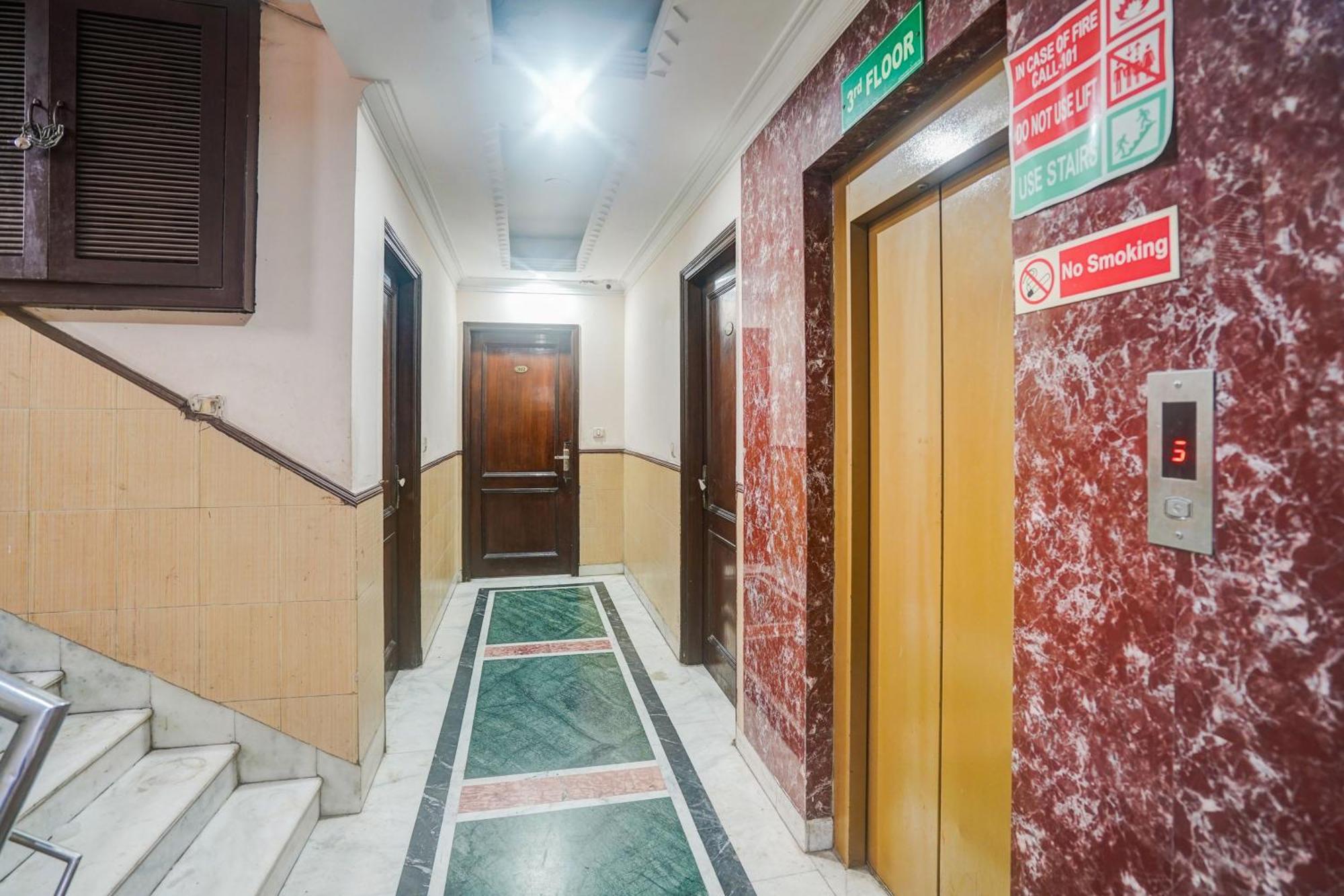 Fabhotel De Gold New Delhi Ngoại thất bức ảnh
