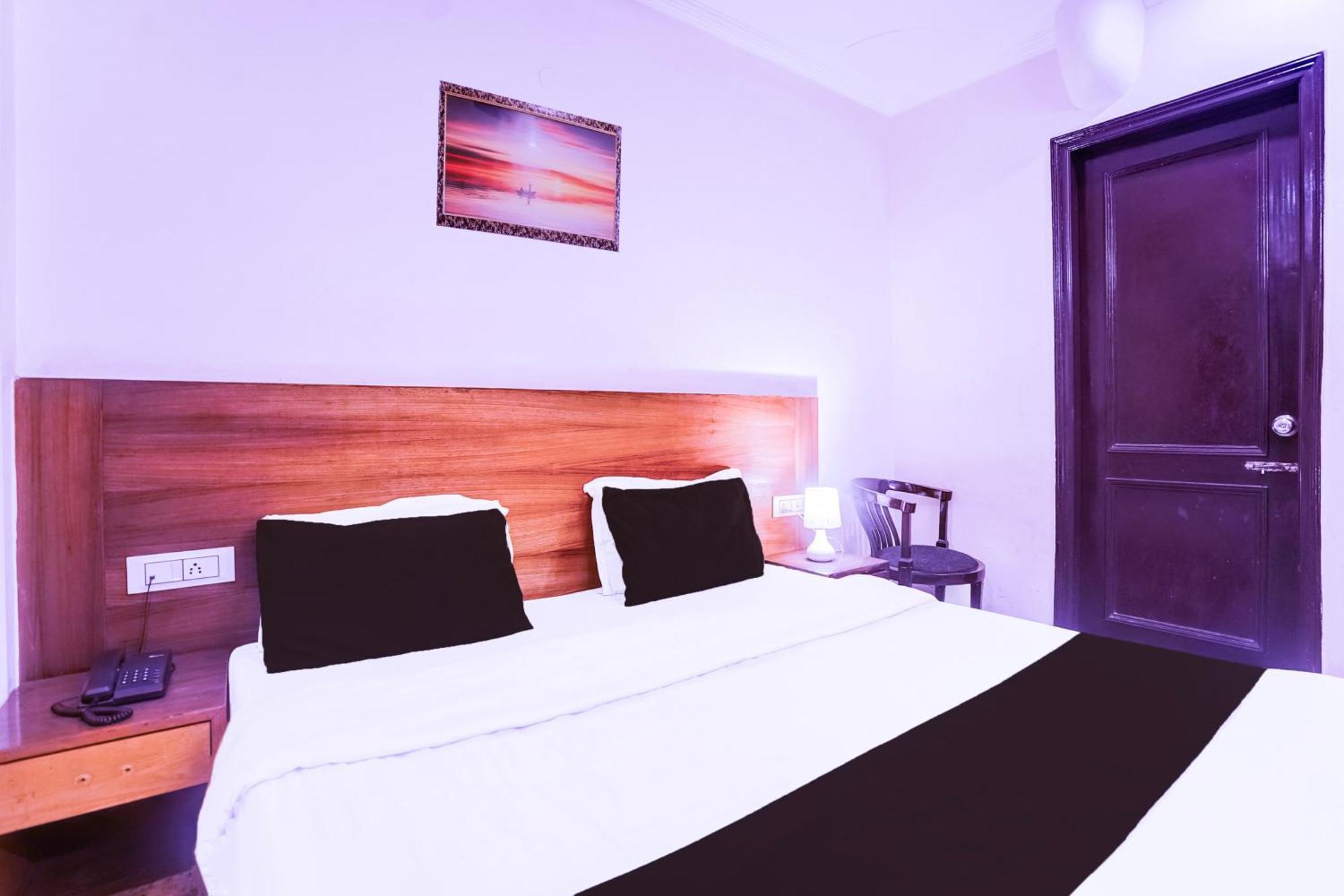 Fabhotel De Gold New Delhi Ngoại thất bức ảnh